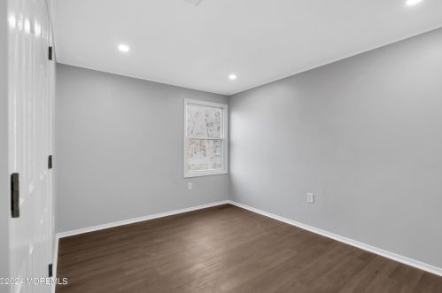 6 Afton Rd, Jackson Twp NJ 08527-3131 exterior