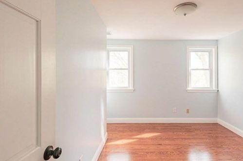 56 Pine Cliff Rd, Weymouth MA  02189-1910 exterior