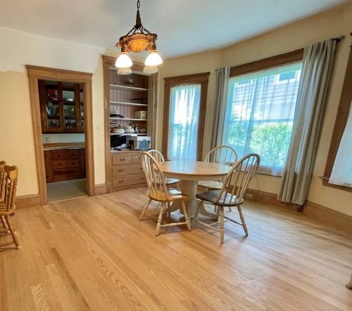 8 Hadwen Ln, Worcester MA 01602 exterior