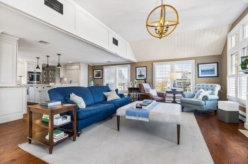 17 Bel Air Rd, Hingham MA 02043-1210 exterior