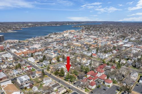 119 Pearl St, Tinton Falls NJ 07701-1522 exterior