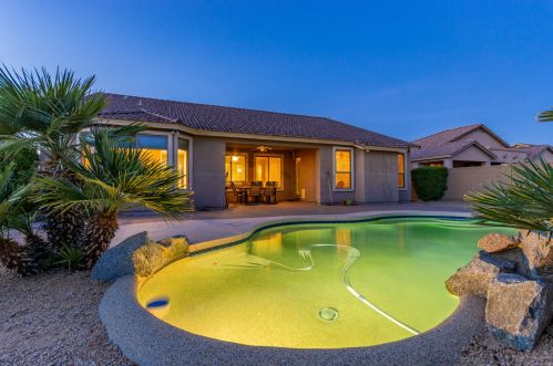 2607 Apollo Rd, Phoenix AZ 85042-5381 exterior