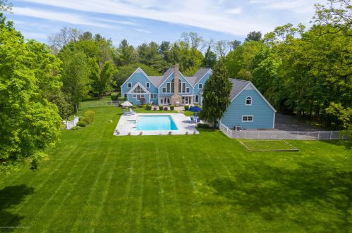 125 Bridges Rd, Little Silver NJ 07739-1634 exterior