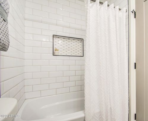 6808 41 Pl, Phoenix AZ 85042-6391 exterior