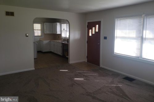 358 Parkville Rd, West Deptford NJ  08086-9460 exterior