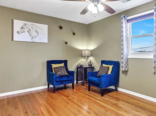 2614 Oak Park Ave, Forest View IL 60402-2533 exterior