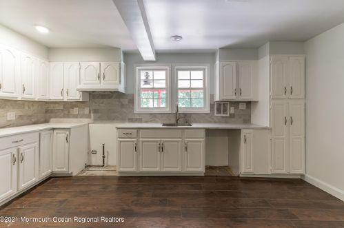 720 Carter Ave, West Deptford NJ  08096-1468 exterior