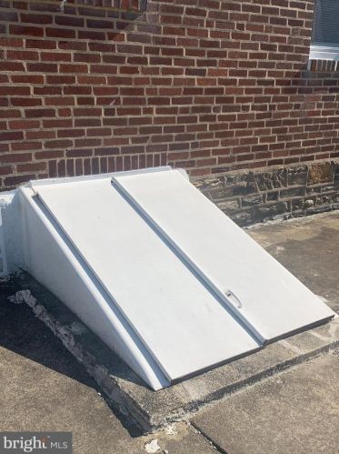 6822 Loretto Ave, Philadelphia PA 19111-5844 exterior