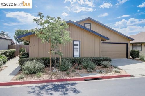 3753 Lamoureux St, San Leandro, CA 94578-4165