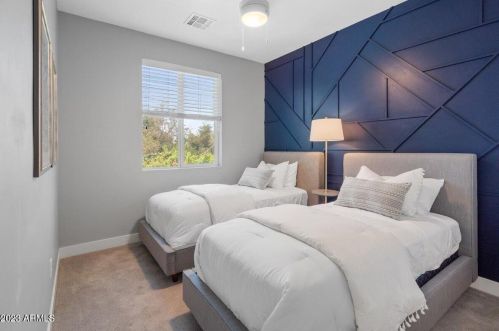 3404 25th St, Phoenix AZ  85016-7408 exterior