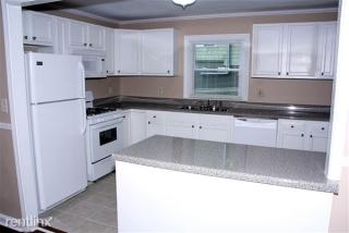 2167 Castlewood St, Atlanta GA  30344-1003 exterior