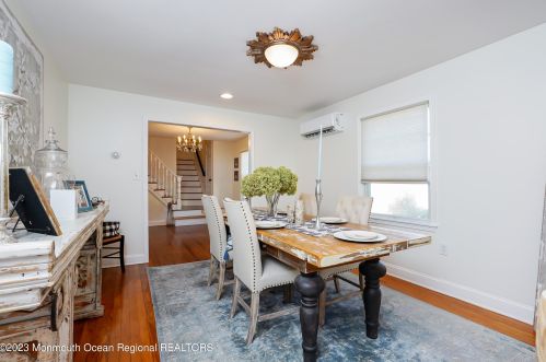 900 Roseld Ave, Tinton Falls NJ  07712-4154 exterior