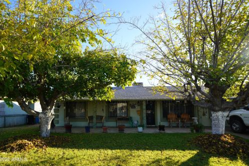 4825 Almeria Rd, Phoenix, AZ 85035-4026