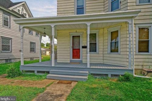 308 Broad St, West Deptford, NJ 08066-1655