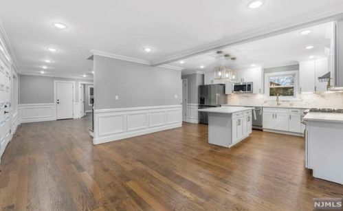 628 Knickerbocker Rd, Cresskill NJ  07626-1023 exterior