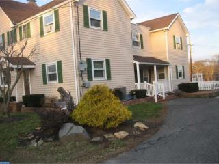 2297 Hedding Rd, Columbus NJ  08022-2082 exterior