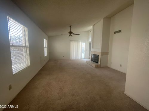 2915 Amber Ridge Way, Phoenix AZ  85048-7738 exterior