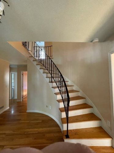 327 Dedham St, Newton MA 02461-2108 exterior