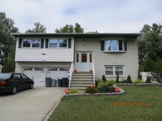 55 Middlesex Rd, Matawan NJ  07747-3030 exterior