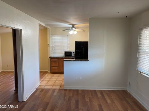 2202 25th Pl, Phoenix, AZ 85008-2734