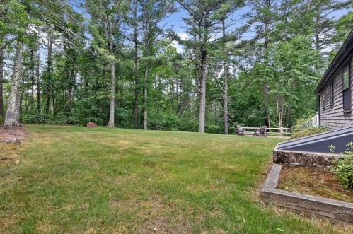 17 College Pond Rd, Plymouth MA  02360-3104 exterior