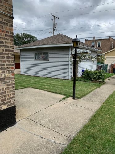 1815 Scoville Ave, Forest View IL  60402-1909 exterior