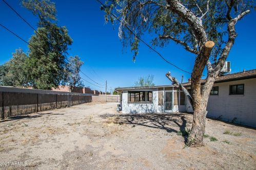 601 Euclid Ave, Phoenix AZ  85042-7622 exterior