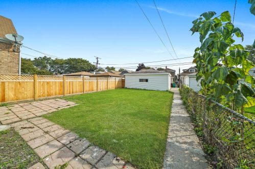 3713 Oak Park Ave, Forest View IL 60402-3902 exterior