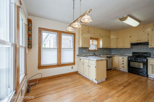 3833 Wenonah Ave, Forest View IL 60402-2952 exterior