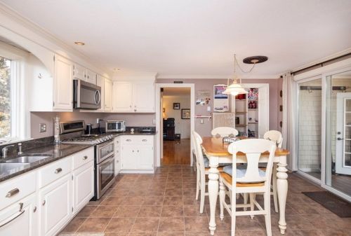 19 Over Jordan Rd, Wareham MA 02571-2414 exterior