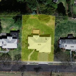 1575 Commonwealth Ave, Newton MA  02465-2800 aerial view