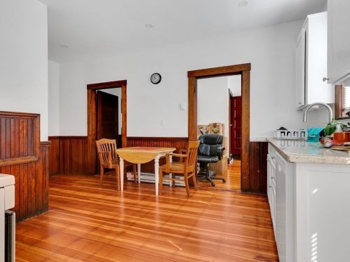 61 Paul Revere Rd, Arlington MA 02476-5729 exterior