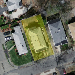 15 Chaske Ave, Newton MA 02466-1103 aerial view