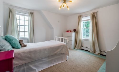 643 Adams St, Milton MA 02186-5603 exterior