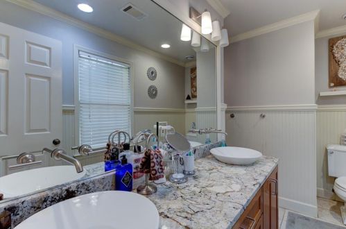 4815 Dunwoody Sta Dr, Atlanta GA 30338-4705 exterior