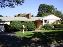 28 Boulder Rd, Newton, MA 02459-2972