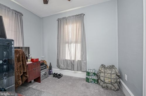 523 Lincoln Ave, West Deptford NJ 08066-1136 exterior