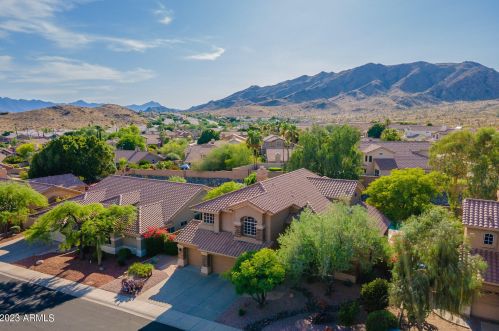 1368 Desert Flower Ln, Phoenix AZ  85048-5928 exterior