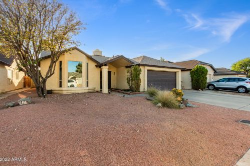 15450 39 St, Phoenix AZ 85018-6406 exterior