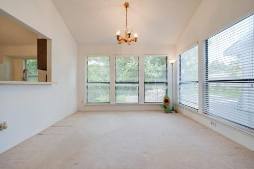 418 Country Vw Ln, Garland TX 75043-5608 exterior