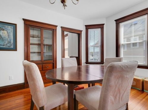 61 Paul Revere Rd, Arlington MA 02476-5729 exterior