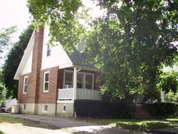 70 Falmouth Rd, Newton, MA 02465-1127