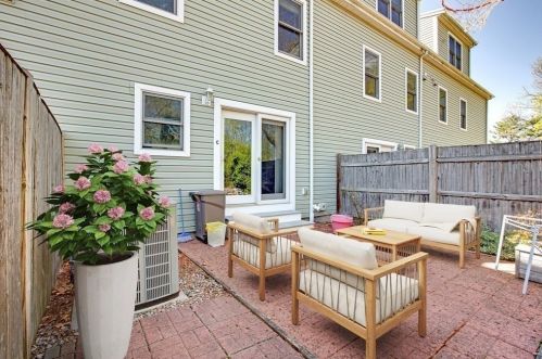 199 South St, Quincy MA 02169-8005 exterior