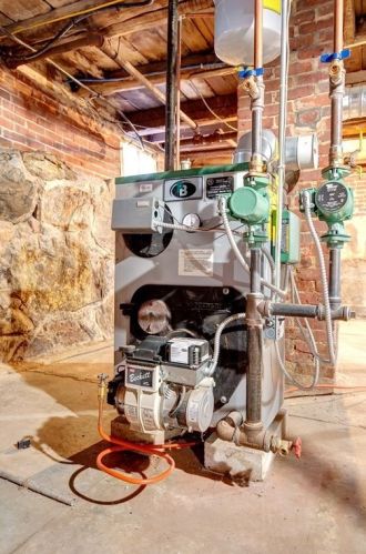 105 Oak St, Winchendon MA 01475-1538 exterior