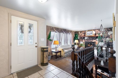 125 Countryside Cir, Park City UT 84098-6163 exterior