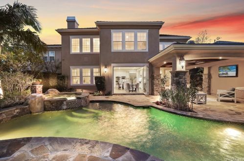 17 Buellton, Irvine CA 92602-2032 exterior