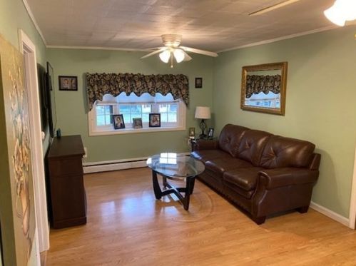 87 Golf Ave, Methuen MA 01844-6221 exterior