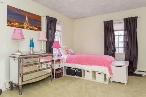 90 Countryside Ln, Milton MA 02186-4435 exterior