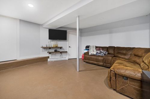 32 Appleton St, Everett MA 02149-1930 exterior