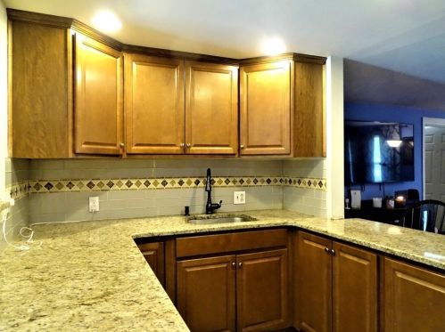 11 Rhodes Cir, Hingham MA 02043-1529 exterior